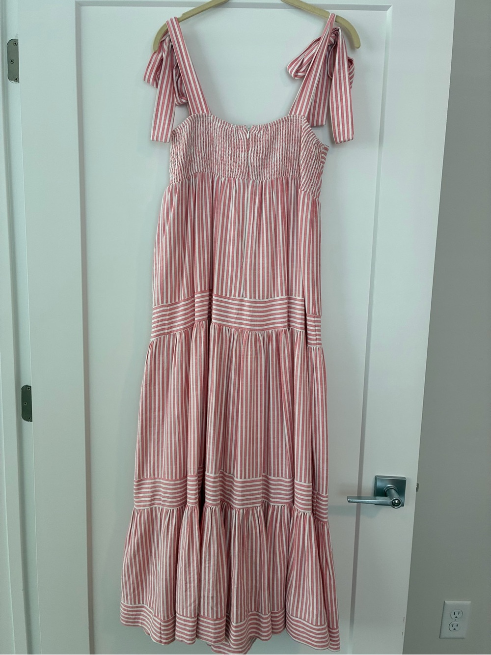 Womens Striped Tie-Shoulder Sundress